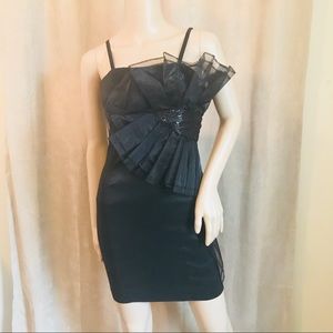 👗Formal black mini dress